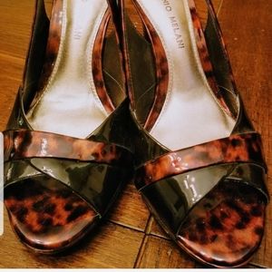Antonio Melani Patent Leather brown Tortoise heels
